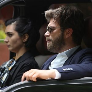‘Cesur ve Güzel’in yeni bölümünde Cesur ve Sühan, Salih’in ölümüyle