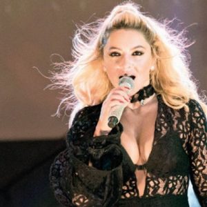 Hadise, yaz enerjisini Bodrum’da tatil yaparak topluyor… Bodrum’da plaj yatırımları