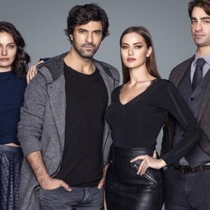 Yapımını Tims Productions’ın, yapımcılığını Timur Savcı’nın üstlendiği, başrollerinde Engin Akyürek,