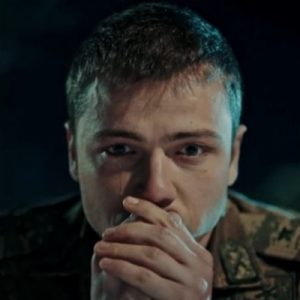 Star Tv’nin ekranlara bomba gibi giriş yapan yeni dizisi Söz’ün,