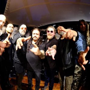Pentagram, müzik hayatının 30. yılında çıkardığı “Akustik” albümünü dostlarıyla birlikte
