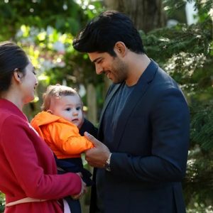 Ay Yapım imzalı Kara Sevda’nın yeni bölümünde, Kemal ve Nihan,