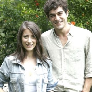 Hazal Kaya ve Burak Deniz, ilk kez bir araya geldi.