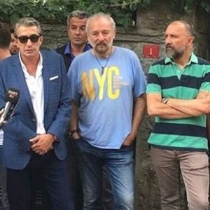 Başrollerini Ece Uslu, Berk Atan ve Ege Aydan’ın paylaştığı ‘Dayan