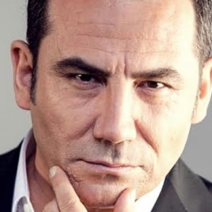 Şarkıcı Ferhat Göçer’in 19 yıl önce boşandığı ilk eşinden olan