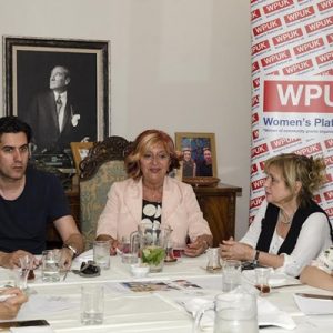 İngiltere Kadın Platformu ve AMC prodüksiyon tarafından Londra”da Canaary Wharf”ta