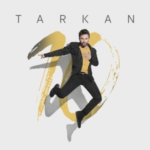 Tarkan, 15 Haziran’da çıkaracağı ’10’ adlı albümünün çekimleri sırasında sakatlandı.