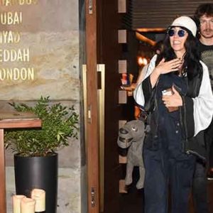 Albümünün promosyon döneminde basına sürekli demeçler veren Hande Yener bu