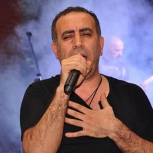 Kurduğu AHBAP derneği ile yardıma muhtaç olanlara ulaşmaya çalışan Haluk