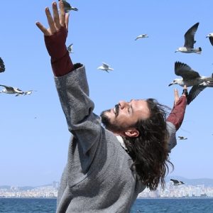 TMC’nin yapımcılığını üstlendiği ve oyuncu kadrosuyla dikkat çeken “Martıların Efendisi”nin,