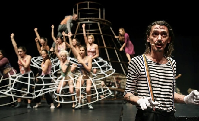 Erdal Beşikçioğlu’nun yönetmenliğini yaptığı’ Woyzeck Masalı’ adlı müzikal, 12 Ekim
