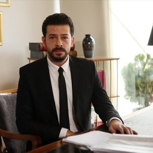 Ay Yapım imzalı ‘Çukur’un yeni bölümünde Ahmet Tansu Taşanlar, avukat