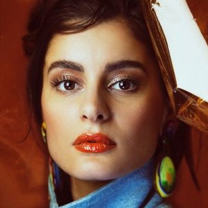 Sevilen şarkıcı Atiye geçtiğimiz gün 29. yaş gününü Instagram hesabından