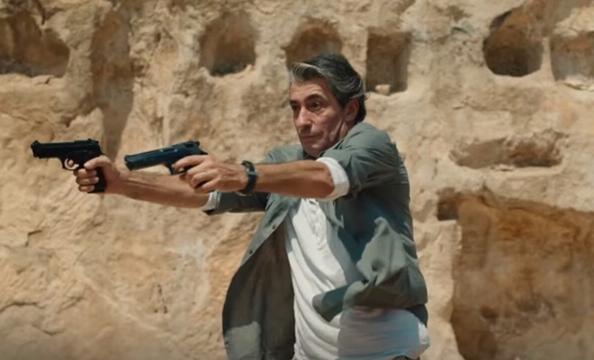 Başrollerinde Erkan Petekkaya, Dolunay Soysert ve Songül Öden gibi isimlerin