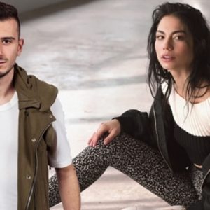 Oğuzhan Özyakup’un sevgilisi Demet Özdemir’e sürpriz yaparak Etiler’deki bir sinema