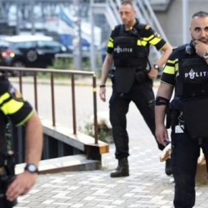 Hollanda’da yıllarca kendisini doktor olarak tanıtan ve ‘orgazm araştırması’ bahanesiyle