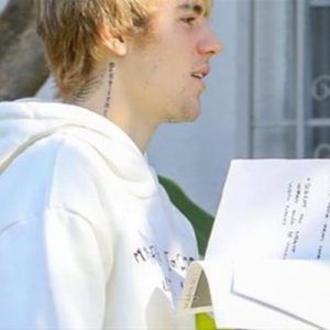 Justin Bieber, barıştığı sevgilisi Selena Gomez’in sinema dünyasma atılmasından etkilendi.