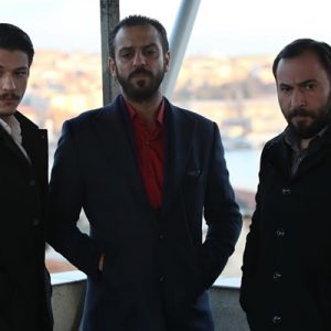 Ay Yapım imzalı ‘Çukur’un dün akşam ekranlara gelen heyecan dolu