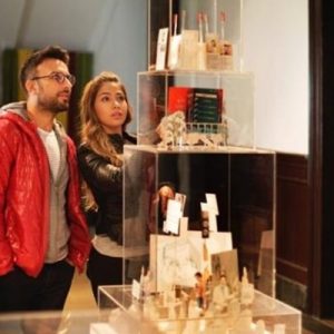 Köln’den villa alan pop yıldızının oturma izni başvurusu yaptığı öğrenildi.