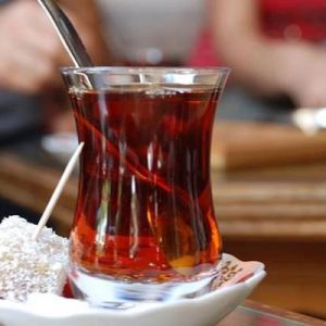Sıcak çay, düzenli olarak tüketildiğinde yemek borusu kanseri riskini arttırıyor!