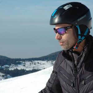 Mustafa Sandal, yeni albümü öncesi sevenlerine sürpriz yaparak çıkarmış olduğu