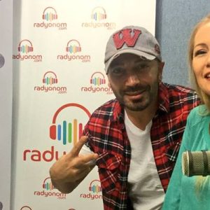 Radyo D’nin sevilen programcısı Sarı Şeker Sema, her hafta birbirinden