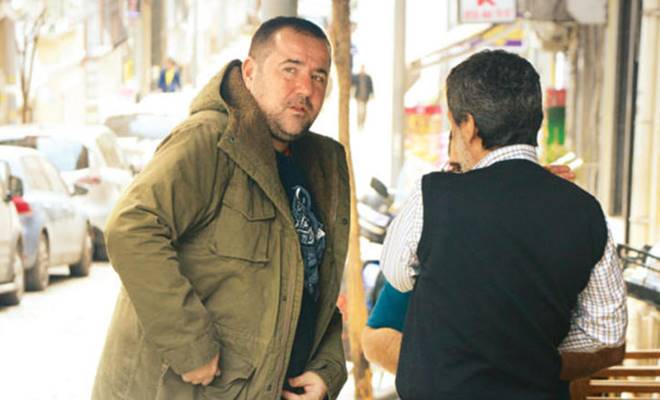 Evlilik yolunda ilerlediği Alara Bozbey’le yollarını ayıran Ata Demirer, önceki