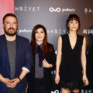 Başrolünde Haluk Bilginer, Müjde Ar, Cansu Dere ve Şebnem Bozoklu’nun