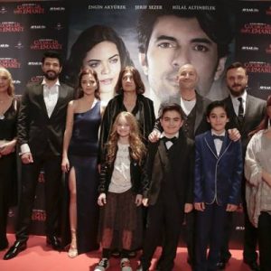Başarılı oyuncu Engin Akyürek’in başrolünde yer aldığı, Türk Sineması’nın unutulmaz