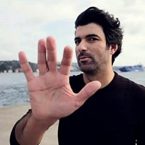 Başarılı oyuncu Engin Akyürek’in başrolünde yer aldığı, Türk Sineması’nın ünlü