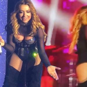 Sahne şovlarıyla her zaman büyük beğeni toplayan Hadise, sevenlerinden yine