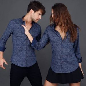 2018 İlkbahar moda trendlerinde gömlek yine ön planda. Dolapların vazgeçilmezi