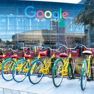 Türkiye başta olmak üzere birçok ülkede Google servislerinde uzun süreli