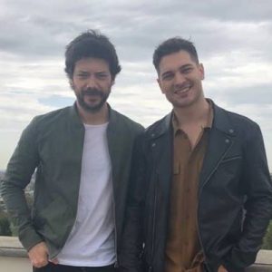 La Casa de Papel’in Profesör’ü Alvaro Morte ile Çağatay Ulusoy,