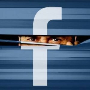 Facebook, oturumunu kapatmış kullanıcıların verilerini nasıl topladığını açıkladı. Facebook’un CEO’su