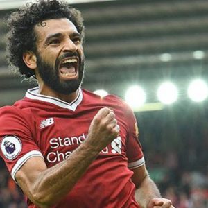 Liverpool’un Mısırlı kanat oyuncusu Muhammed Salah, gol sayısını 32’ye çıkararak