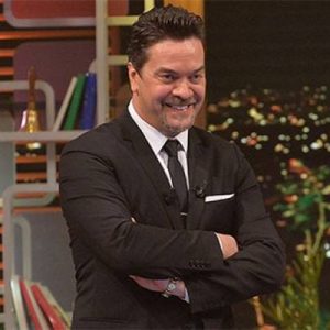 Günlerdir Beyaz Show’un bitmesi hakkında çıkan haberler için açıklama yapan