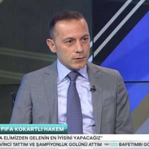 FIFA Kokartlı hakemlerimizden Cüneyt Çakır, Bahattin Duran ve Tarık Ongun,