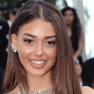 Son dönemde Cannes’daki kıyafetleriyle magazin gündemine damga vuran Dilan Çiçek