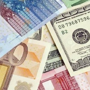 Akaryakıt fiyatlarına getirilen tavan fiyat uygulaması dün ilk kez uygulandı.