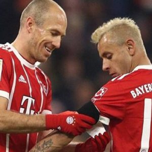 Bundesliga ekiplerinden Bayern Münih, Hollandalı Arjen Robben ve Brezilyalı Rafinha’nın