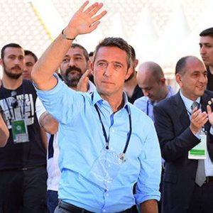 Fenerbahçe’de Ali Koç dönemi hızlı başladı. Dün akşam Damien Comolli’nin
