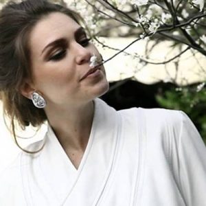 Oyuncu Aslı Enver’in, ayrılıktan aylar sonra Murat Boz’un kardeşi ve