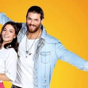 Yapımcı Faruk Turgut, Hülya Koçyiğit’in sunduğu sohbet programına katıldı. Çarpıcı