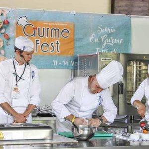 Bu yıl ikincisi düzenlenen Açık Hava Gurme Lezzetler Festivali GurmeFest,