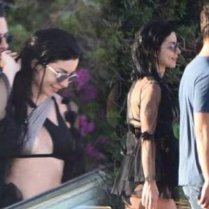 Merve Boluğur’un, bayram tatili için gittiği Bodrum’da Hakan Sabancı ile