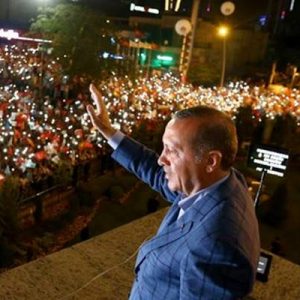 Cumhurbaşkanı Erdoğan, oyların yüzde 52.55’ini alarak yeni hükümet sisteminin ilk
