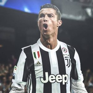 Real Madrid’in dünyaca ünlü yıldızı Cristiano Ronaldo, yeni sezonda Juventus