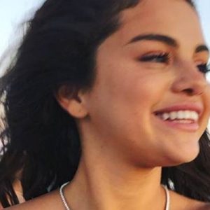 Selena Gomez, yaptığı doğum günü paylaşımıyla sadece 13 dakikada bir