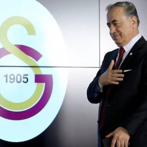 Galatasaray Kulübü, Aytemiz Alanyaspor’un futbolcusu Emre Akbaba’nın transferi için oyuncunun